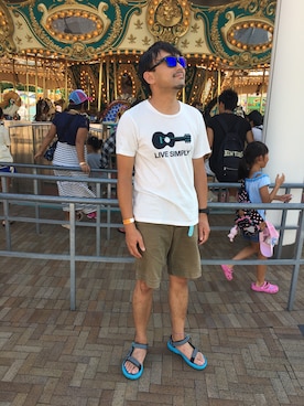 「家族旅行」｜「アイテム（サンダル）」を使った、freestyleさん（メンズ・174cm）の夏コーディネート