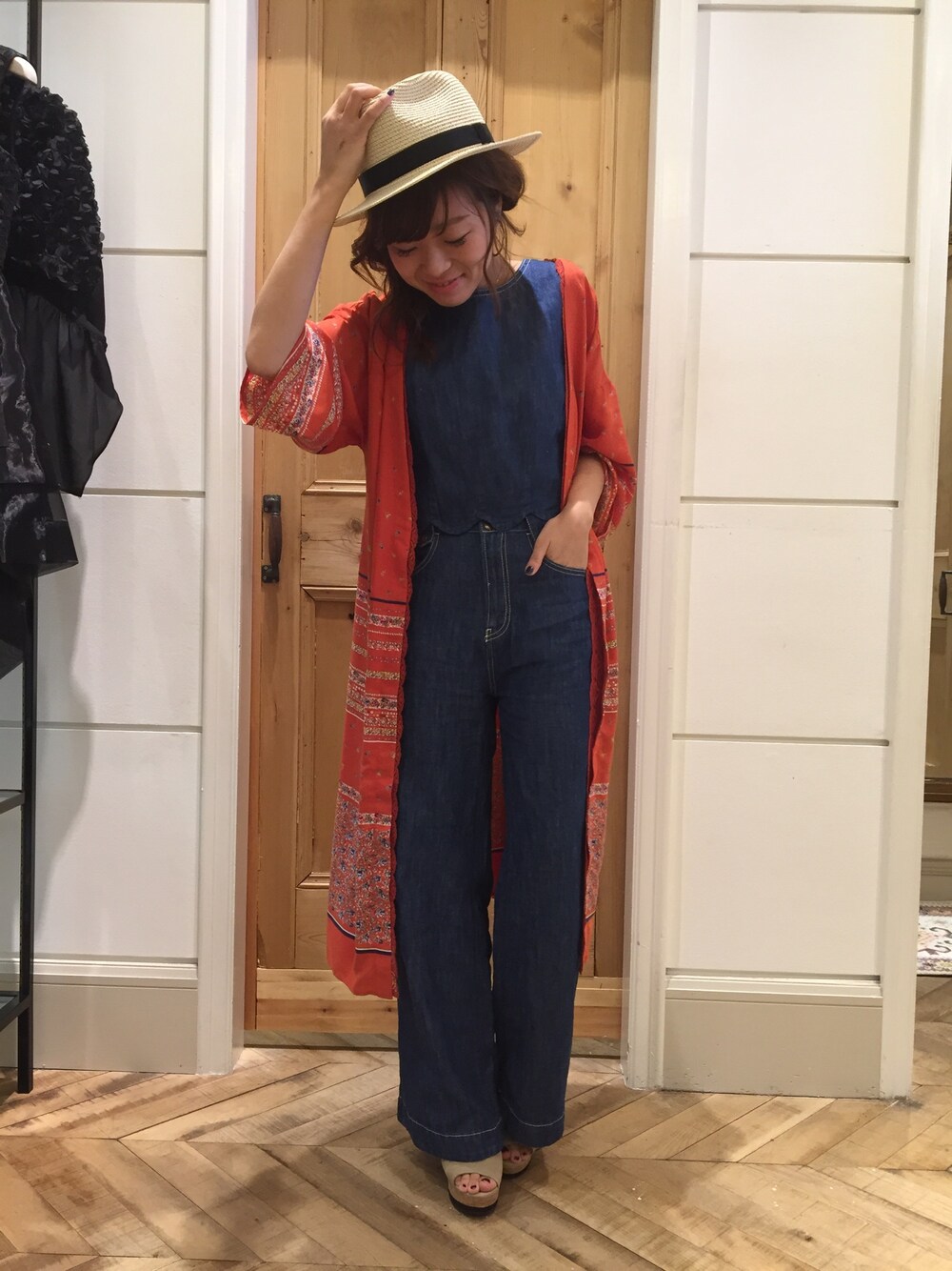 「デニム、カジュアル、デニムオンデニム、Lily Brown」｜「LILY BROWNの裾スカラップデニムトップス（トップス、その他）」を使った、mkさん（レディース・149cm）の春コーディネートの1枚目の写真