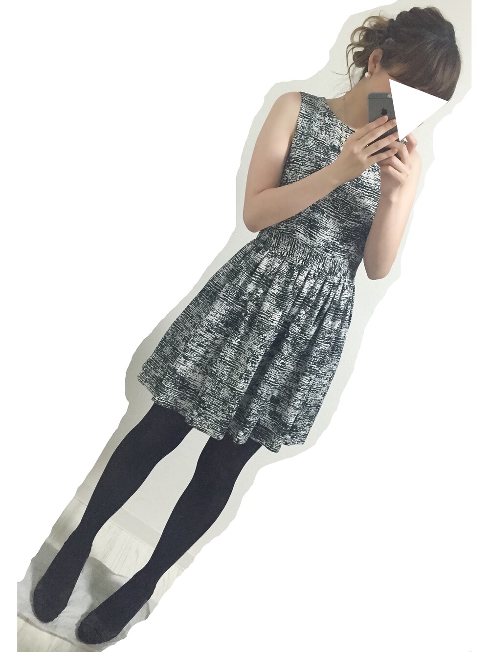 その他のワンピースを着用したレディースの春コーディネートの1枚目の写真