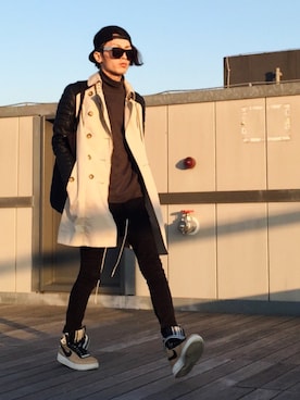 「GIVENCHY」｜「アイテム（トレンチコート）」を使った、ANOTHER-Jさん（メンズ・175cm）の冬コーディネート