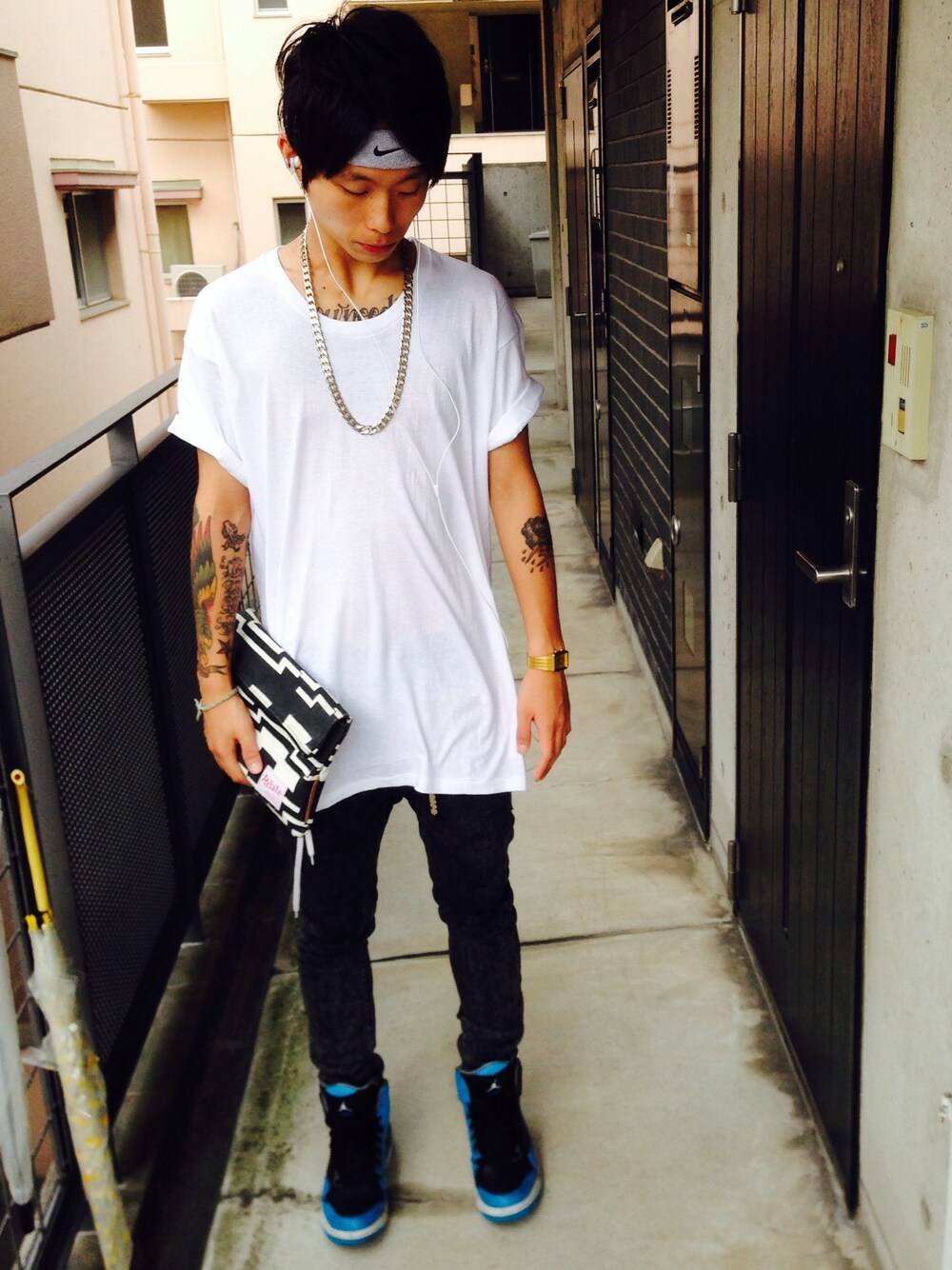 「ZARA、NIKE、ハイカットスニーカー、Jordan、シンプル、スポーツミックス」｜「NIKEのアイテム（ヘアバンド、グレー系）」を使った、TAKUYAさん（メンズ・170cm）の夏コーディネートの1枚目の写真