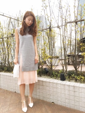 「MERCURYDUO（マーキュリーデュオ）のアイテム（クラッチバッグ）」を使った、ゆなさん（レディース・162cm）の春コーディネート