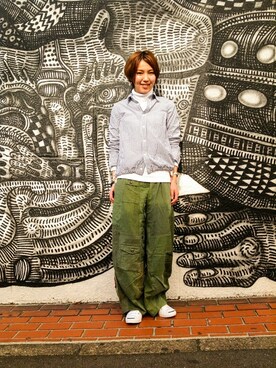 「白いスニーカー」｜「アイテム（腕時計）」を使った、kaoriさん（レディース・166cm）の冬コーディネート