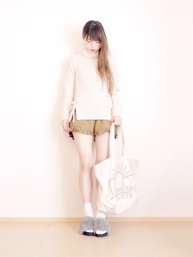 「LILY BROWN（リリーブラウン）のアイテム（パンツ）」を使った、まいさん（レディース・164cm）の秋コーディネート