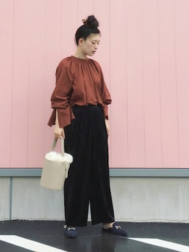 「abcdevol（エービーシーディーイーボル）のアイテム」を使った、まいさん（レディース・164cm）の秋コーディネート