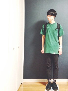 「アイテム（バングル/リストバンド）」を使った、Junさん（メンズ・170cm・10代）の夏コーディネート