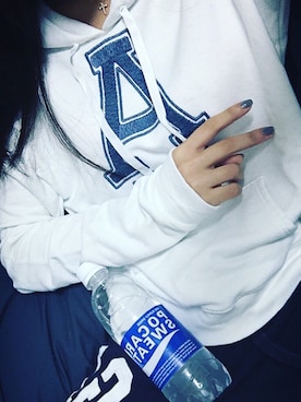 「Abercrombie&Fitch（アバークロンビーアンドフィッチ）のアイテム（スウェット）」を使った、SAYOさん（レディース・164cm）の秋コーディネート