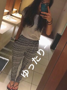 「Abercrombie&Fitch（アバークロンビーアンドフィッチ）のアイテム（ビーチサンダル）」を使った、SAYOさん（レディース・164cm）の夏コーディネート