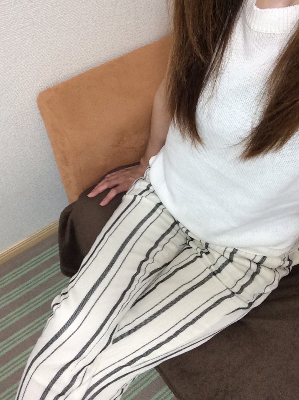 「TODAYFUL」｜「TODAYFULのバッグスリットスリーブレスニット（ニット/セーター、ホワイト系）」を使った、mikitieさん（レディース・165cm）の夏コーディネートの1枚目の写真