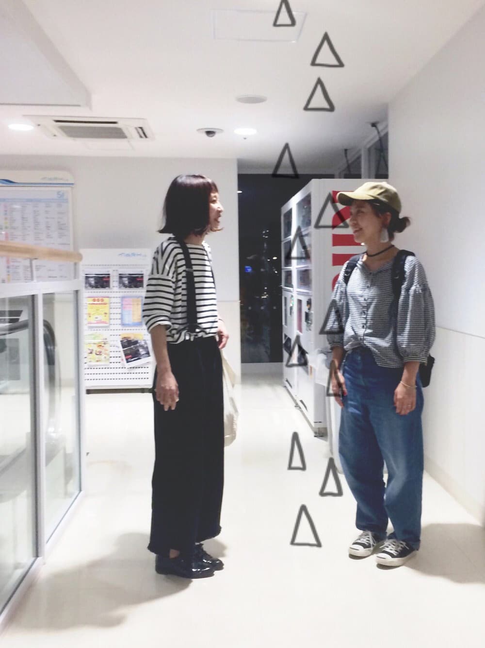 「しましま、エナメルシューズ、サスペンダー」｜「無印良品のアイテム（Tシャツ/カットソー、その他）」を使った、a**koさん（レディース・157cm）の秋コーディネートの1枚目の写真