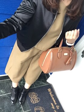「DURAS（デュラス）のアイテム（バッグ）」を使った、maikoさん（レディース・160cm）の秋コーディネート