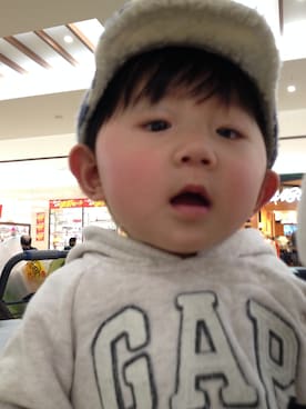 「アイテム（つなぎ/オールインワン、ベージュ系）」を使った、88t0さん（キッズ・70cm）の秋コーディネート