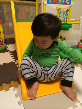 「Carter's（カーターズ）のアイテム（ルームウェア）」を使った、88t0さん（キッズ・80cm）の秋コーディネート
