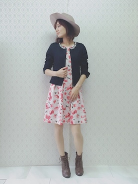 「アイテム（ノーカラージャケット）」を使った、eikoさん（レディース・167cm）の秋コーディネート