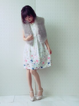 Rose Tiara｜eiko使用「Rose Tiara（高級感溢れるパーティーアイテム☆エコファーラムティペット）」的時尚穿搭