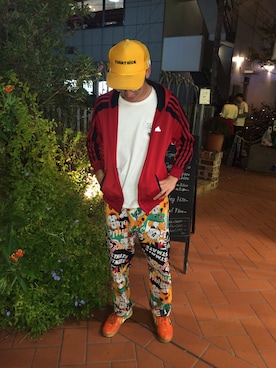 「アイテム（ジャージ、レッド系）」を使った、トムさん（メンズ・176cm）の秋コーディネート