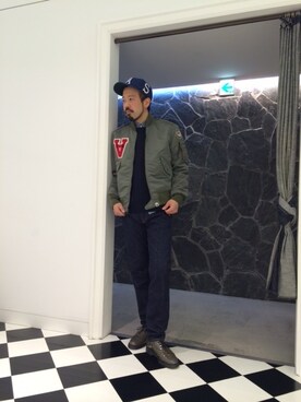 「A BATHING APE（アベイシングエイプ）のアイテム（ナイロンジャケット）」を使った、西村 貴大さん（メンズ・173cm）の冬コーディネート