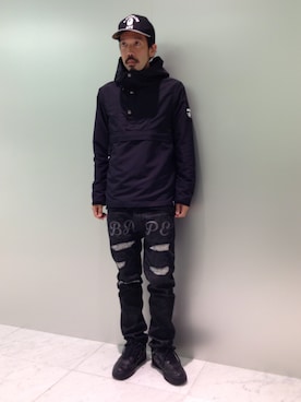 「A BATHING APE（アベイシングエイプ）のアイテム（ナイロンジャケット）」を使った、西村 貴大さん（メンズ・173cm）の秋コーディネート