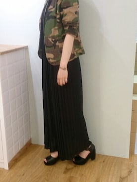 「enchanted（エンチャンテッド）のアイテム」を使った、enchanted staffさん（レディース・150cm）の春コーディネート