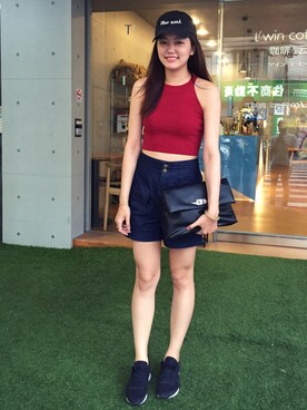 「NIKE（ナイキ）のアイテム（スニーカー、ブラック系）」を使った、Daisyさん（レディース・169cm）の秋コーディネート