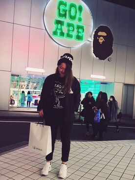 「palace」｜「アイテム（ニットキャップ/ビーニー）」を使った、じゅりあな☺︎さん（レディース・166cm）の冬コーディネート
