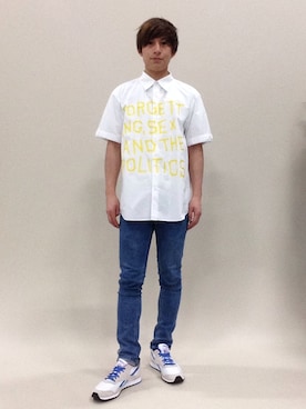 「soe shirts（ソーイシャツ）のアイテム（トップス）」を使った、Tomoさん（メンズ・167cm）の春コーディネート