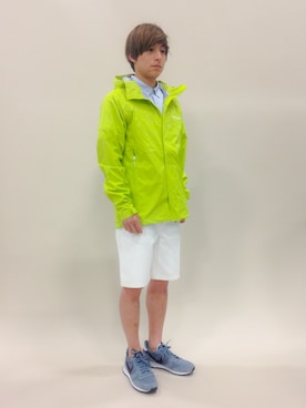 「Columbia（コロンビア）のスリーカージャケット（マウンテンパーカー）」を使った、Tomoさん（メンズ・167cm）の春コーディネート