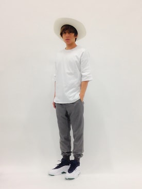 「EN ROUTE（アンルート）のアイテム（トップス）」を使った、Tomoさん（メンズ・167cm）の春コーディネート