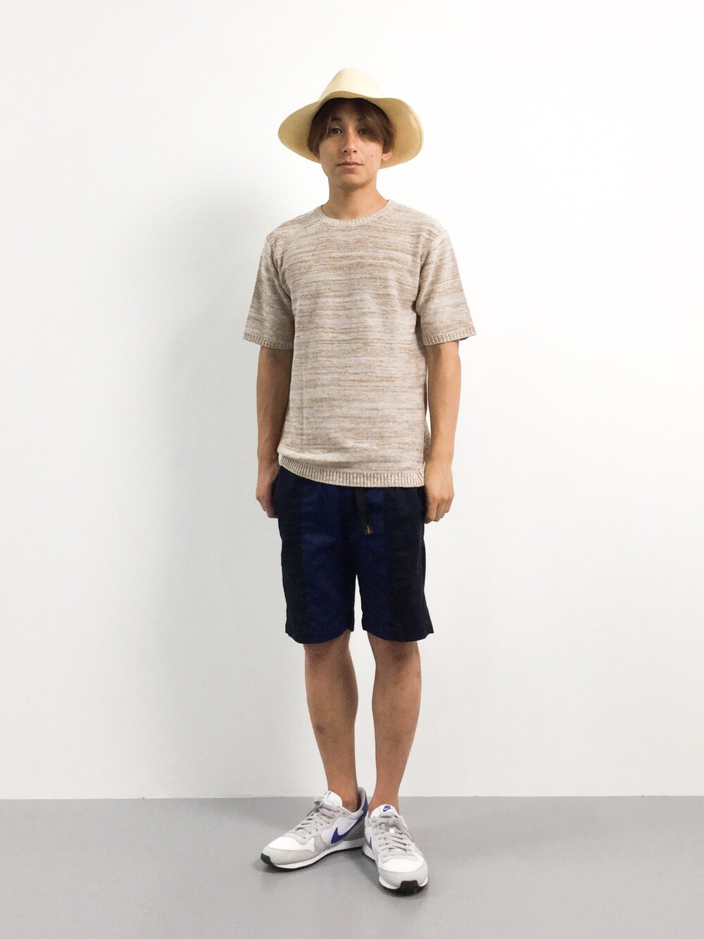 「スニーカー、シンプル、夏、ラフスタイル、ZOZO夏セール2015」｜「EDIFICEのKIJIMA TAKAYUKI×At.COULEURブレードハット（ハット、ベージュ系）」を使った、Tomoさん（メンズ・167cm）の夏コーディネートの1枚目の写真