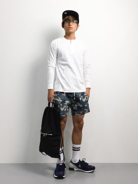 「DOWBL（ダブル）のアイテム（パンツ）」を使った、Tomoさん（メンズ・167cm）の夏コーディネート
