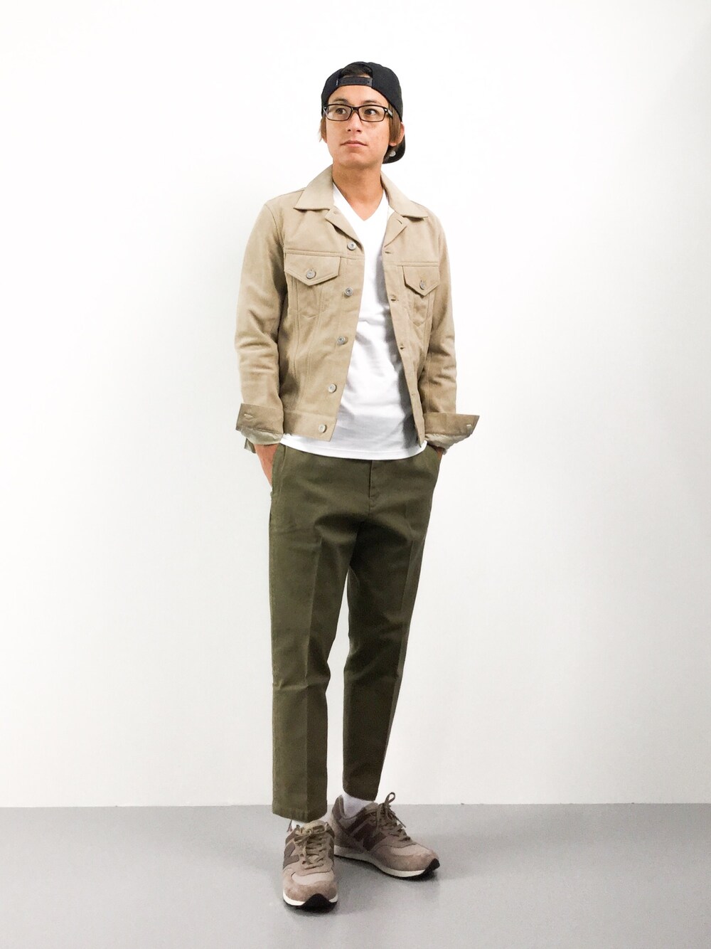「スニーカー、夏、ニューバランス、秋のコーデ、ベージュコーデ、ZOZO夏セール2015」｜「EDIFICEの◇COW NUBACK 3RD BZ/カウヌバック サード ブルゾン（ブルゾン、ベージュ系）」を使った、Tomoさん（メンズ・167cm）の夏コーディネートの1枚目の写真