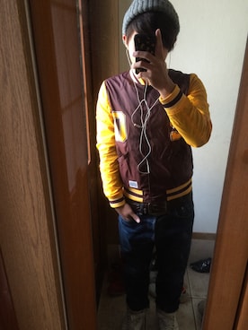 「アイテム（スタジャン、ブラウン系）」を使った、りゅうchanchanさん（メンズ・173cm）の冬コーディネート