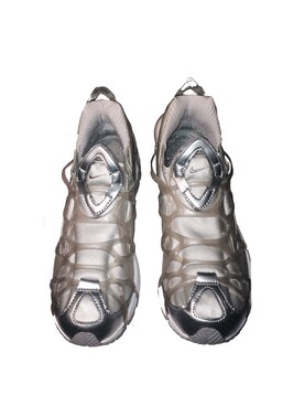 アートリサーチャーさくらこさんのコーディネート