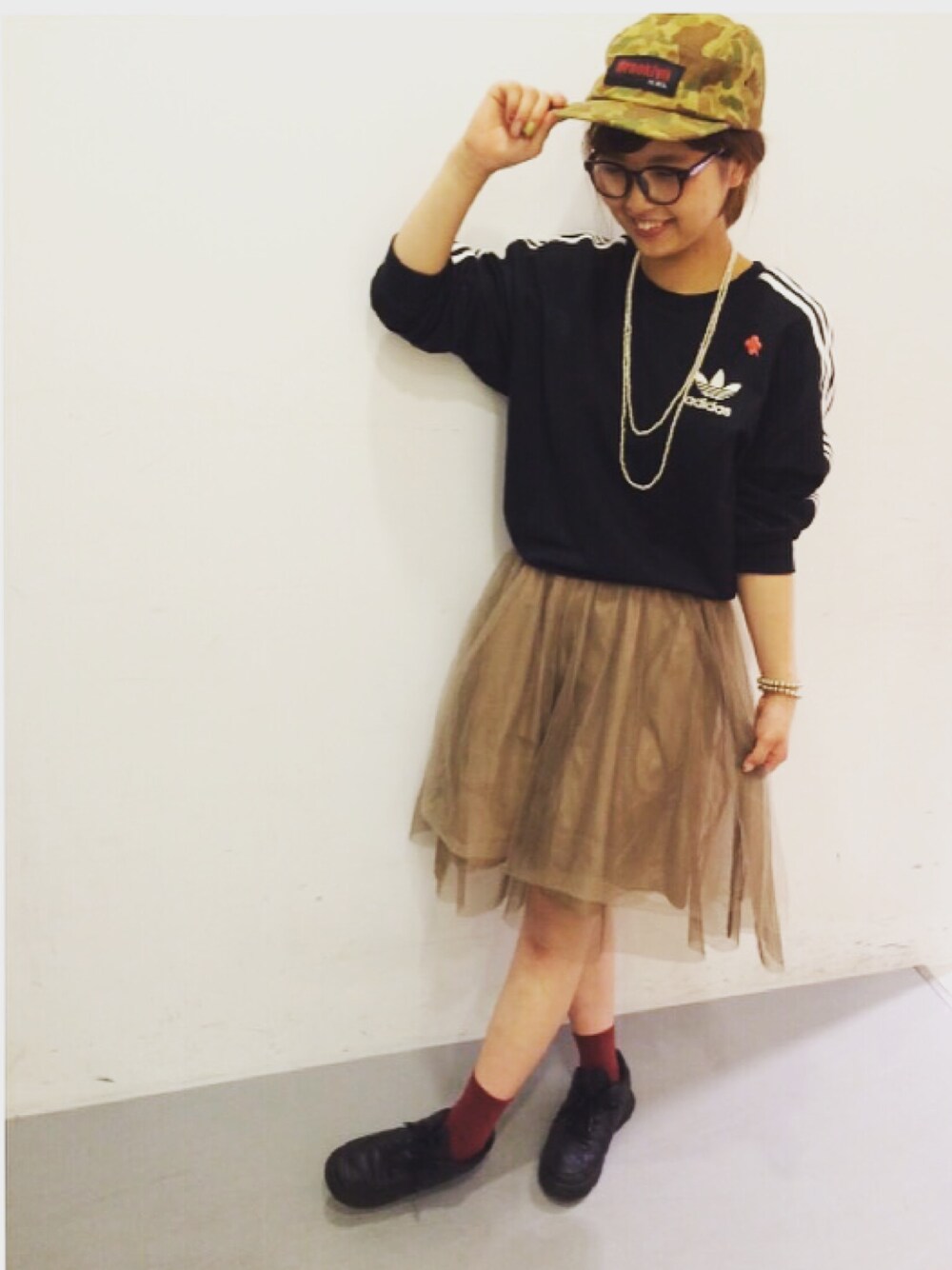 momoda  yuuさんの「チュール　膝丈ギャザースカート（SEVENDAYS=SUNDAY）」を使ったコーディネート