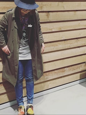 「SEVENDAYS=SUNDAY（セブンデイズサンデイ）のアイテム（トレンチコート）」を使った、momoda  yuuさん（レディース・166cm）の春コーディネート