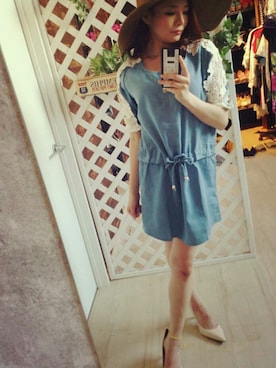 「ブルー x ホワイト」｜「アイテム（ワンピース/ドレス）」を使った、藤田よしみさん（レディース・151cm）の夏コーディネート