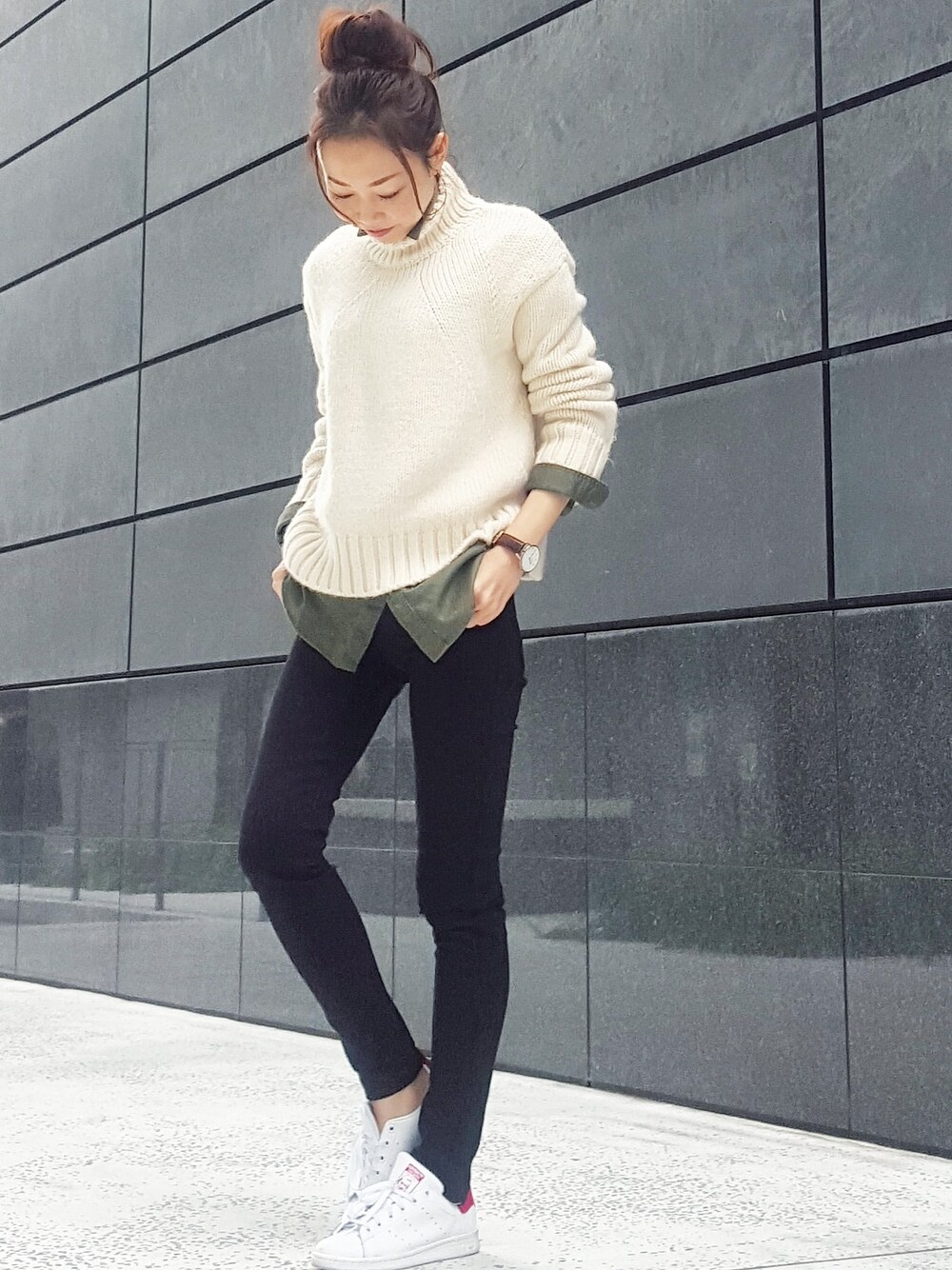 レディースの冬コーディネートの1枚目の写真