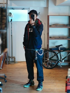 「WHIZLIMITED（ウィズリミテッド）のアイテム（ブルゾン）」を使った、下野宏明さん（メンズ・179cm）の秋コーディネート