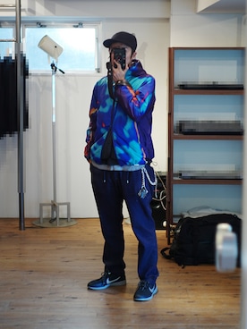 「ナイロンパーカー」｜「アイテム（フォーマルスーツ/小物）」を使った、下野宏明さん（メンズ・180cm）の秋コーディネート