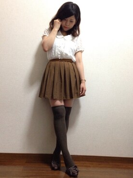 「アイテム（シャツ/ブラウス、ホワイト系）」を使った、大類美佑さん（レディース・153cm）の夏コーディネート