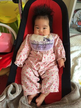 「sweet girl（多分）のアイテム（ロンパース、ピンク系）」を使った、えみるさん（レディース・156cm）の冬コーディネート