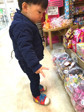 「GAP（ギャップ）のアイテム（ジャケット/アウター、ブルー系）」を使った、いっちゃんさん（キッズ・90cm）の春コーディネート