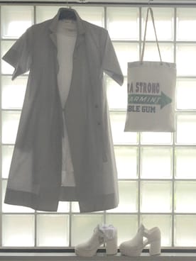 「MONKI（モンキ）のアイテム（ブーティ）」を使った、Litz_byスタイリストFUKAMIさん（レディース・155cm）の春コーディネート