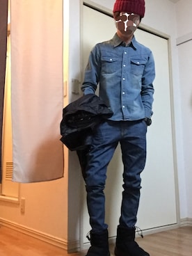 「no brand（ノーブランド）のアイテム（シャツ/ブラウス、ブルー系）」を使った、コタロウさん（メンズ）の冬コーディネート