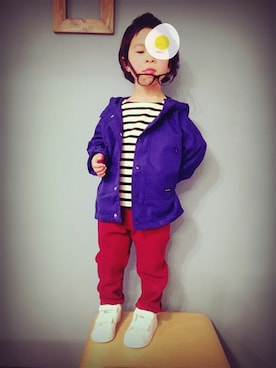 「アイテム（スニーカー）」を使った、フェリシモキッズさん（キッズ・100cm）の冬コーディネート