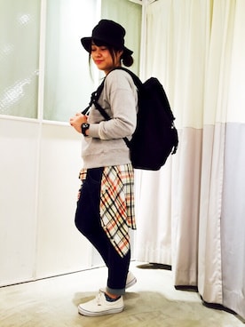 ゆいがはまさんのコーディネート