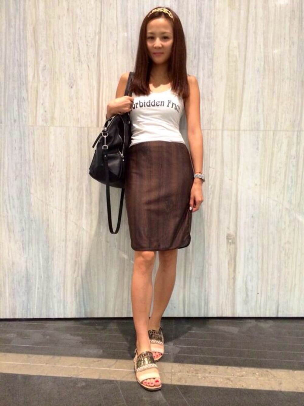 「LAD MUSICIANのWood pattern hidden tiger（チュニック、ブラウン系）」を使った、rach@さん（レディース・170cm）の夏コーディネートの1枚目の写真