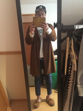「キャップ×メガネ」｜「アイテム（トレンチコート）」を使った、hiroki nagaiさん（メンズ・176cm）の冬コーディネート
