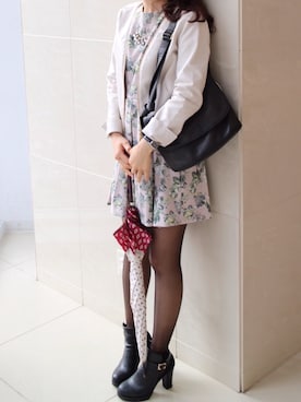 「オールドコーチ」｜「アイテム（ノーカラージャケット）」を使った、satoruさん（レディース・165cm）の春コーディネート