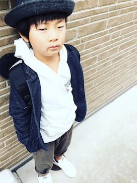 「アイテム（テーラードジャケット）」を使った、ueda sさん（キッズ・110cm）の秋コーディネート